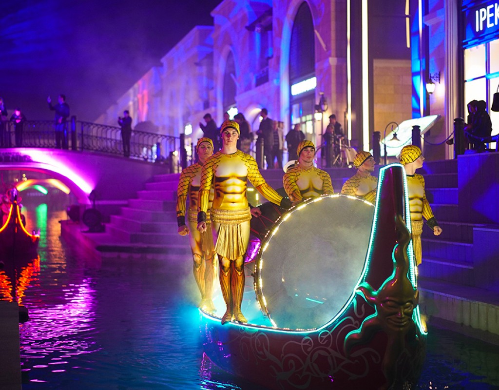 THE LAND OF LEGENDS - GECE ŞOVU