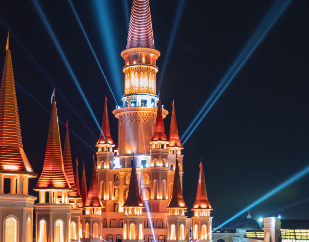 THE LAND OF LEGENDS - GECE ŞOVU